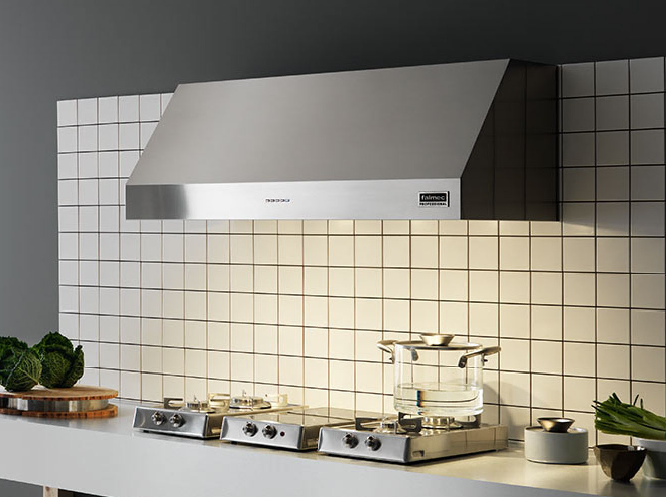 Falmec Zeus Pro 120cm Wall  R24,402.00