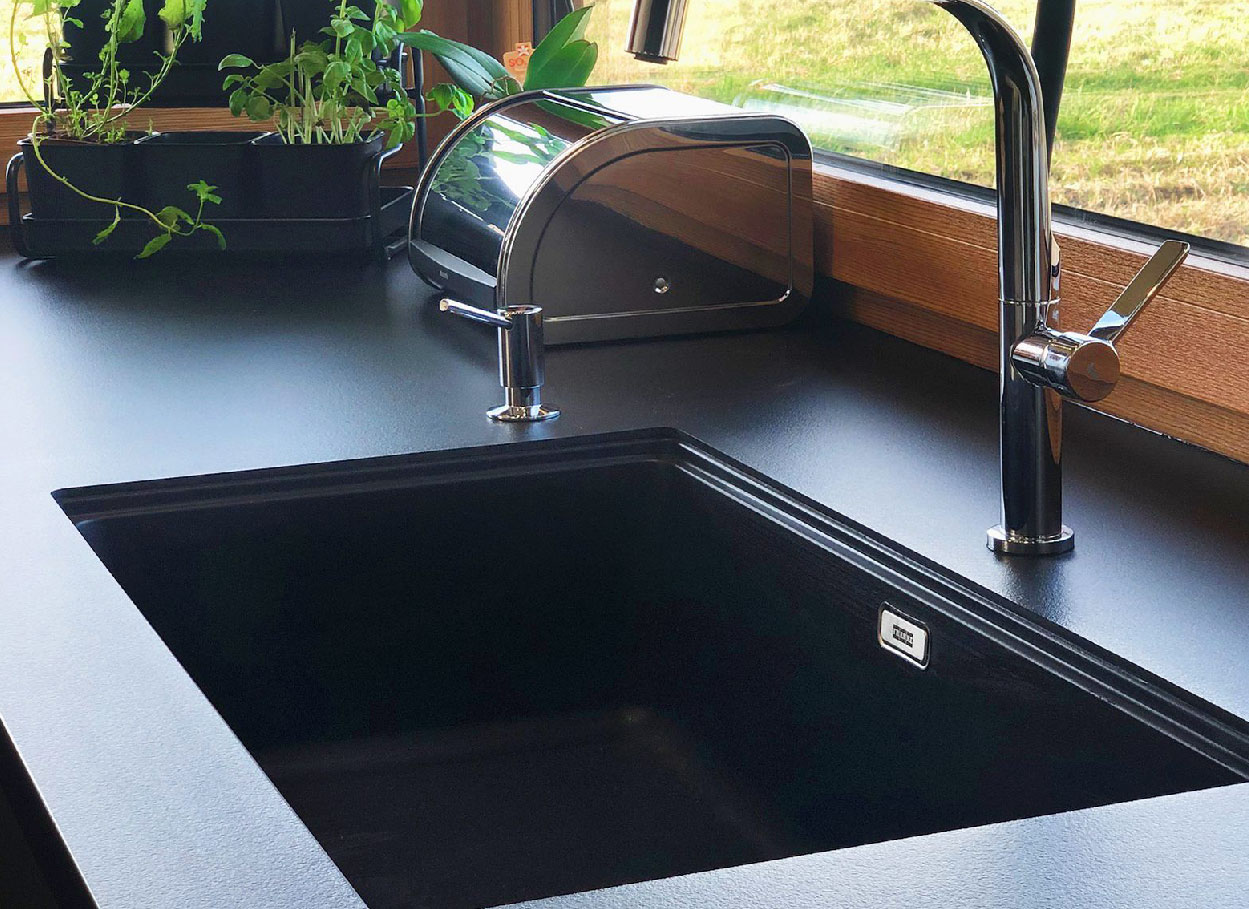 Franke Kubus KBG110-70 Undermount Sink R4,200.00